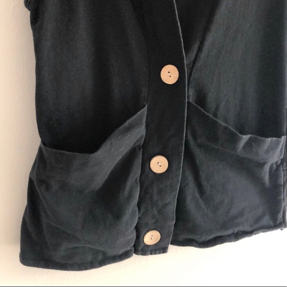 Black Accent Vest - Picture 2 of 3